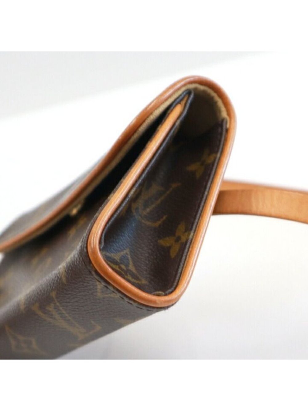 Louis Vuitton Pochette Florentine Waist Pouch Monogram - Picture 4 of 9